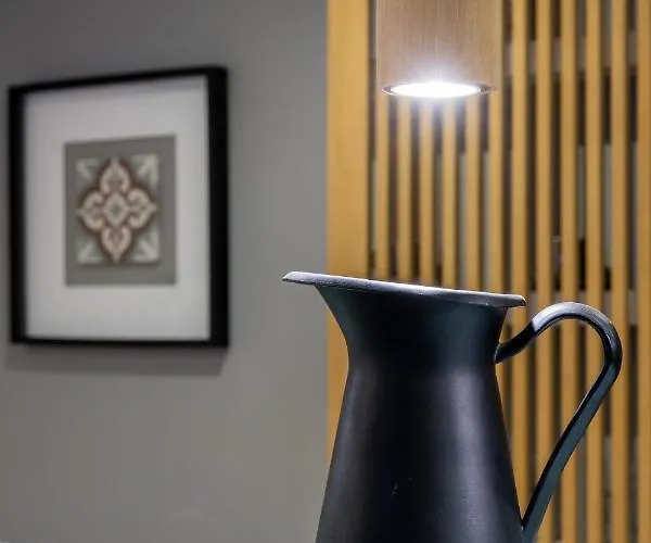 Icarus Apartahotel Rétino